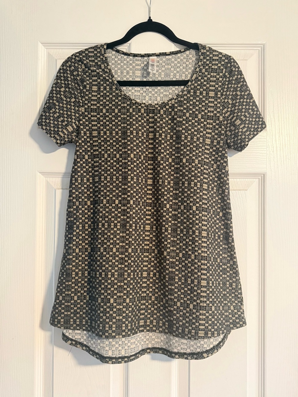 LULAROE: Black and Gray Geometric Print Blouse